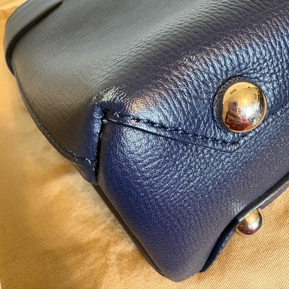 Burberry Derby Leather Small Tote - Picture 5 of 5